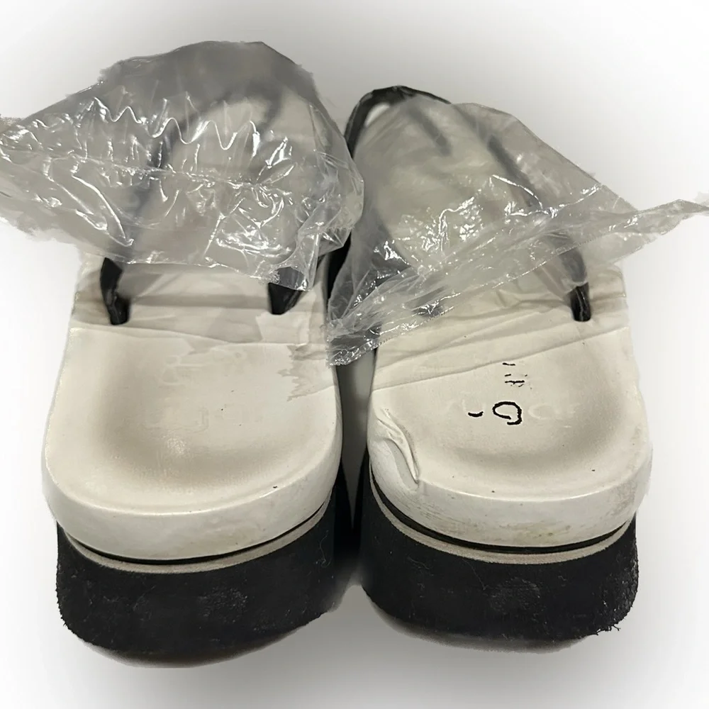 RARE 90’s VTG SUGAR BLACK WHITE PLATFORM SANDAL FLIP FLOP FLOATIE SZ:8-9 FLAWED